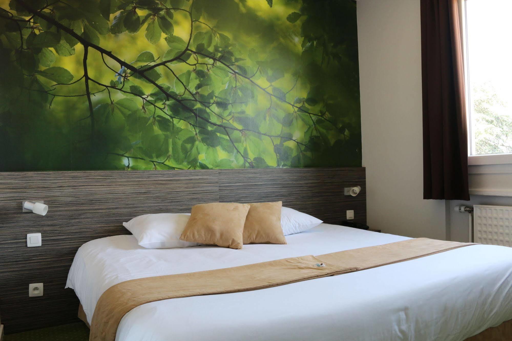 The Originals City, Hotel Dau Ly, Lyon Est ブロン エクステリア 写真