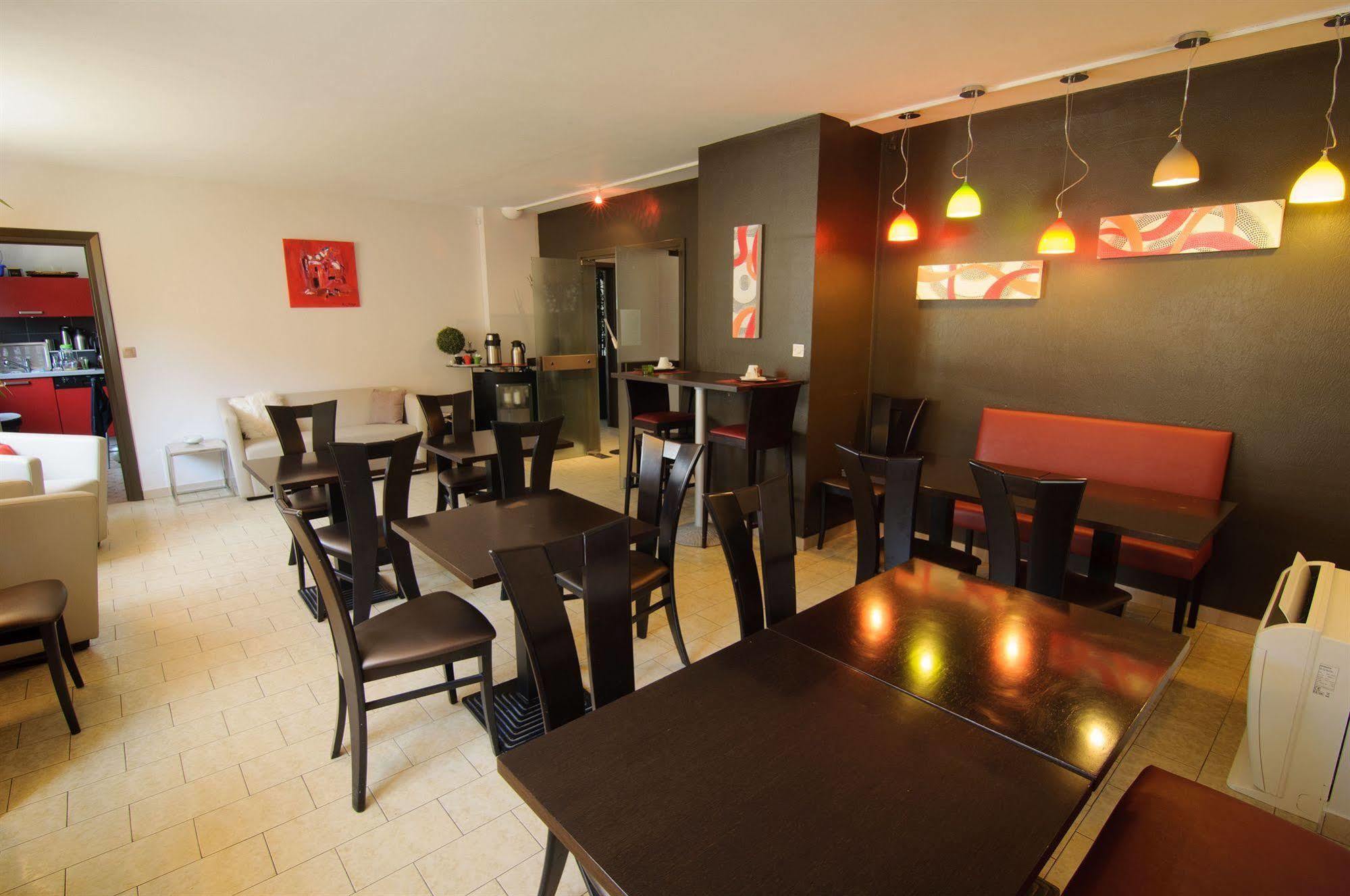 The Originals City, Hotel Dau Ly, Lyon Est ブロン エクステリア 写真