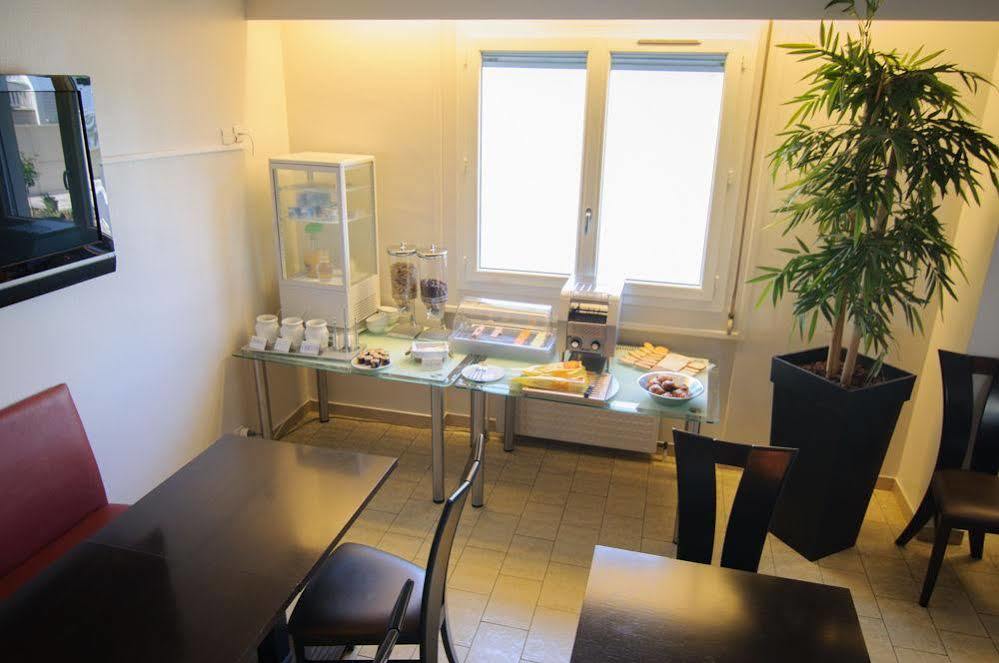 The Originals City, Hotel Dau Ly, Lyon Est ブロン エクステリア 写真
